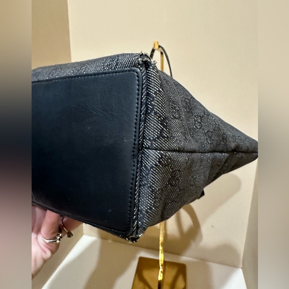 Gucci Denim Webbed Monogram Medium Tote - Picture 5 of 12